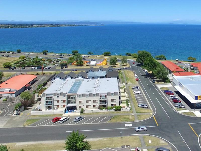 Relax On Roberts - Taupo Holiday Home Exterior photo